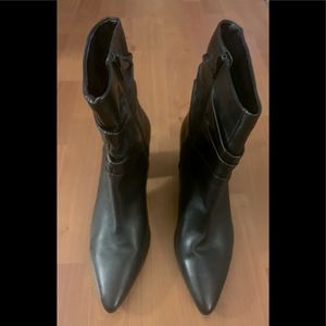 NWOT Naturalizer Leather Ankle Boot